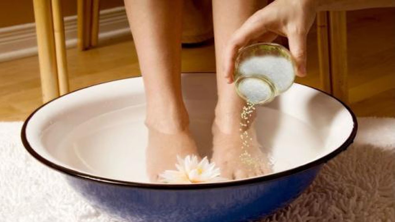 xay-dung-thoi-quen-cham-soc-suc-khoe-ngam-chan-bang-nuoc-nong xay-dung-thoi-quen-cham-soc-suc-khoe-ngam-chan-bang-nuoc-nong