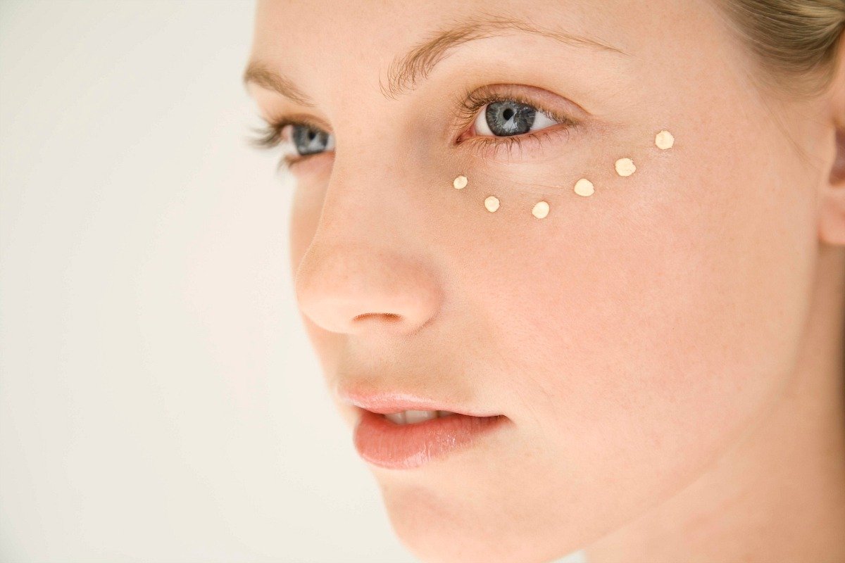 co-nen-su-dung-kem-mat-hay-khong co-nen-su-dung-kem-mat-hay-khong