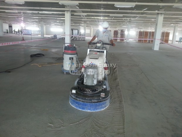 Chất lượng sàn bê tông ảnh hưởng rất nhiều đến đơn giá thi công sơn epoxy Chất lượng sàn bê tông ảnh hưởng rất nhiều đến đơn giá thi công sơn epoxy
