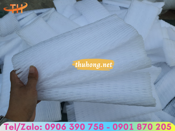 Xốp lưới bọc hoa quả màu trắng