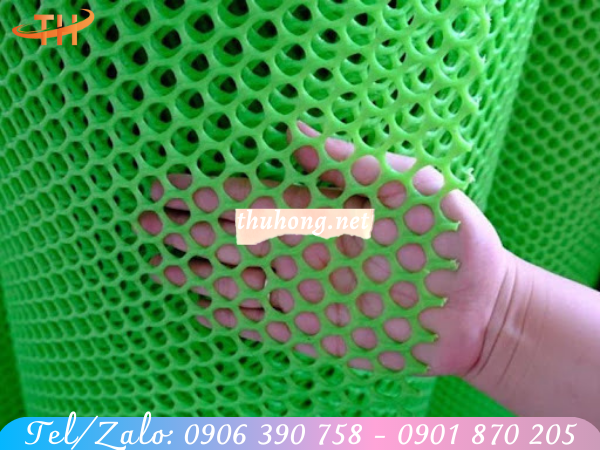 Lưới nhựa cứng rào gà màu xanh