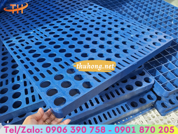 pallet nhựa nguyên sinh không chân mặt bít