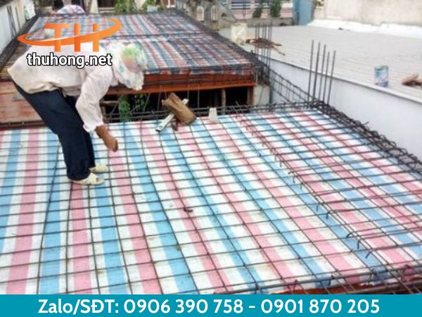 Bạt sọc 3 màu dùng trong công trình Bạt sọc 3 màu dùng trong công trình