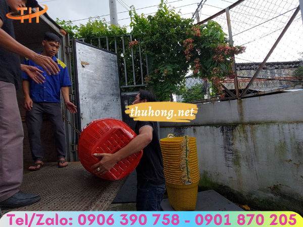 giao hàng cần xé nhựa giá rẻ tại kho 1