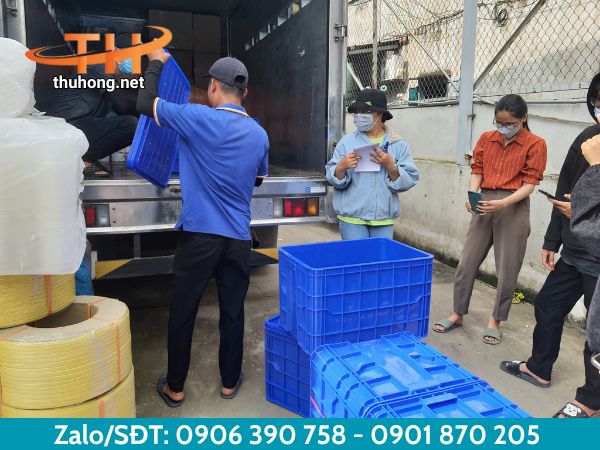 Hỗ trợ giao hàng sóng nhựa khu vực miền Nam Hỗ trợ giao hàng sóng nhựa khu vực miền Nam