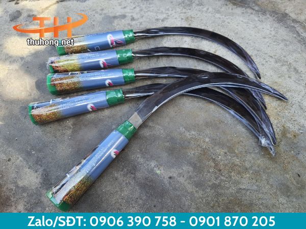 Liềm 7 thép chất lượng giá rẻ Liềm 7 thép chất lượng giá rẻ