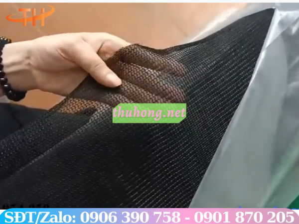 Lưới che nắng màu đen có sợi dệt dày dặn, bền đẹp