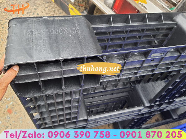 Pallet nhựa chân cốc 1200x1000x150cm