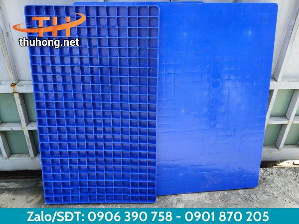 Pallet nhựa không chân mặt bít lỗ vuông 100x60 Pallet nhựa không chân mặt bít lỗ vuông 100x60