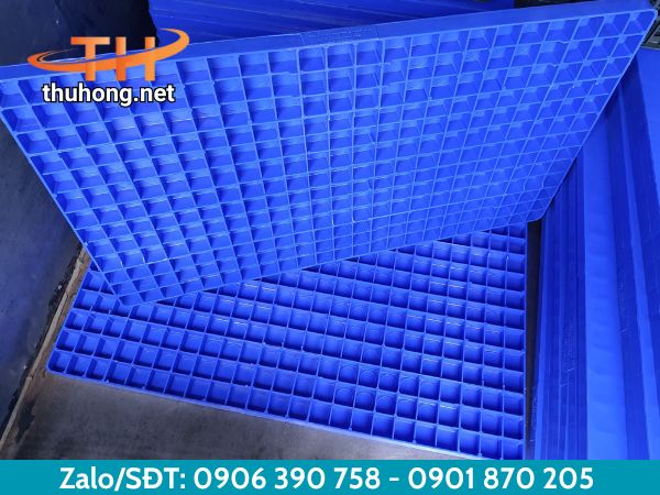 Pallet nhựa không chân mặt bít Pallet nhựa không chân mặt bít