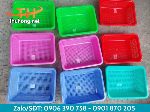 Rổ nhựa vuông nhiều màu sắc khác nhau Rổ nhựa vuông nhiều màu sắc khác nhau