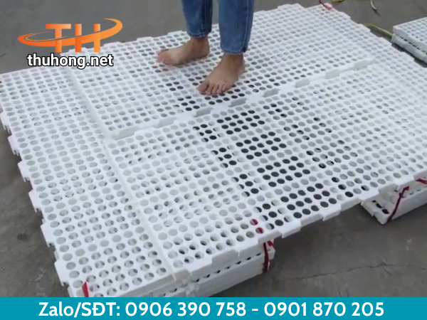 Sàn nhựa chăn nuôi chịu tải tốt Sàn nhựa chăn nuôi chịu tải tốt