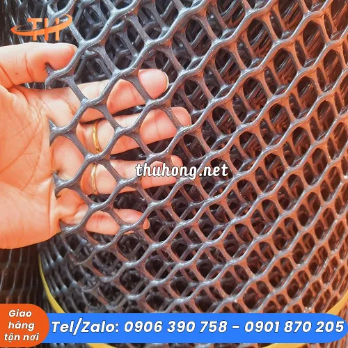 LƯỚI NHỰA CỨNG MÀU ĐEN