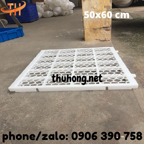SÀN NHỰA NUÔI GÀ VỊT DÊ MẪU MỚI 50x60 LỖ LỤC GIÁC