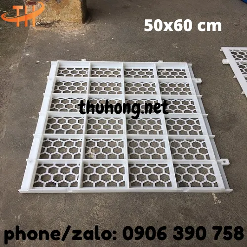 SÀN NHỰA NUÔI GÀ VỊT DÊ MẪU MỚI 50x60 LỖ LỤC GIÁC