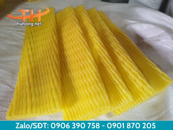 Lưới xốp bọc trái cây màu vàng Lưới xốp bọc trái cây màu vàng