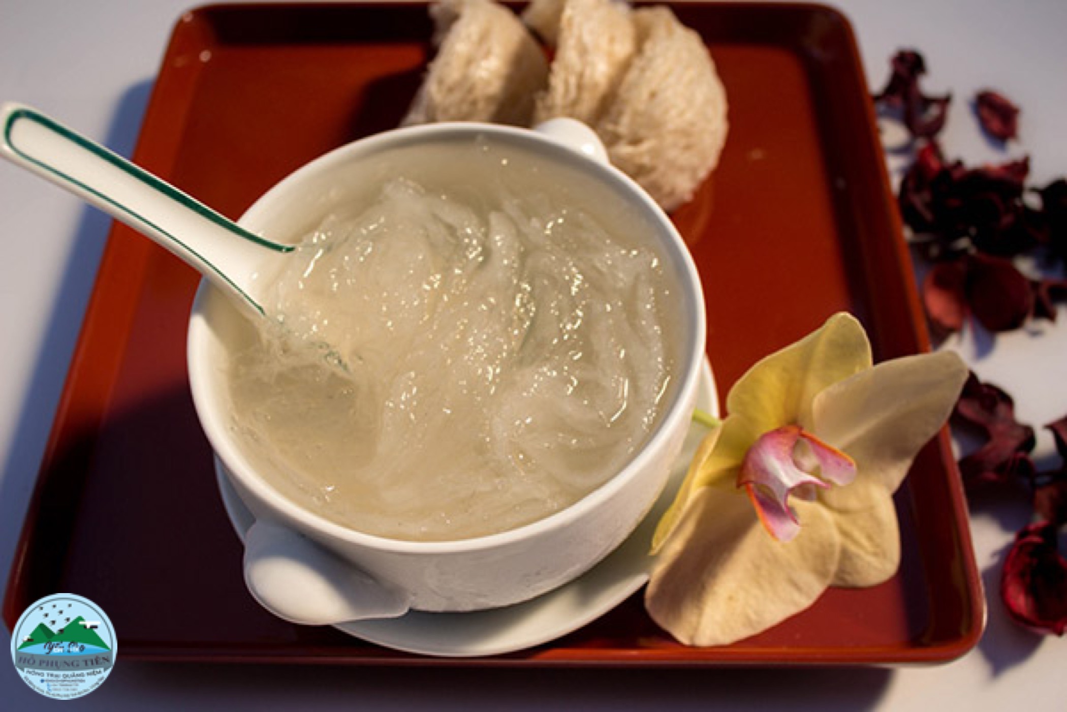 Nước yến cho người bệnh Nước yến cho người bệnh