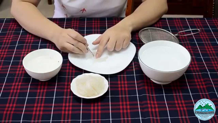 Cách làm sạch chân yến Cách làm sạch chân yến