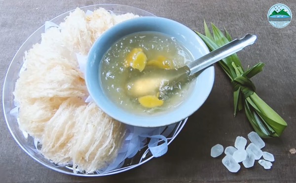 Công dụng yến sào chưng đường phèn Công dụng yến sào chưng đường phèn