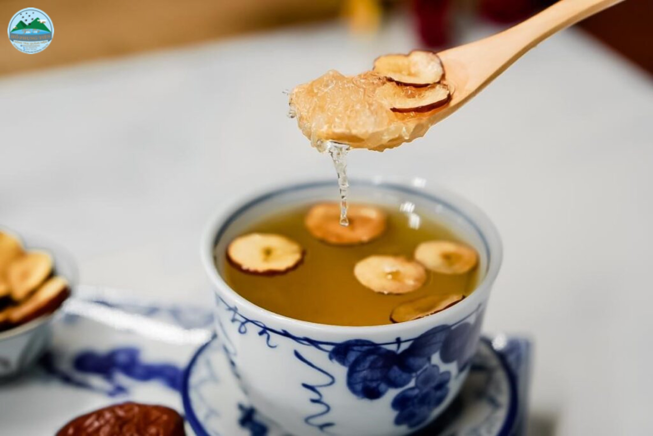 Người già bị mất ngủ Người già bị mất ngủ