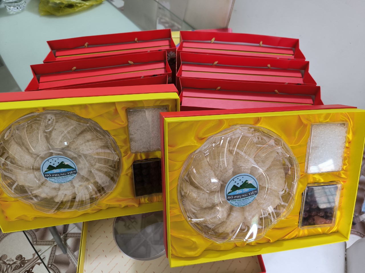 tổ yến nguyên chất tổ yến nguyên chất