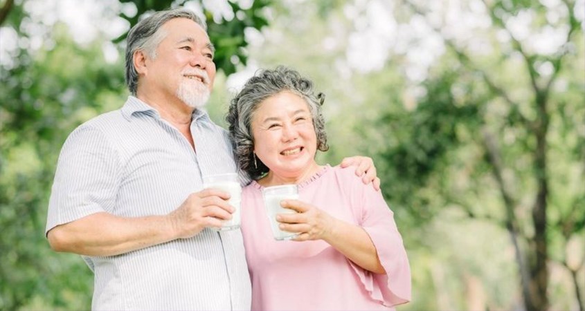 Sữa dinh dưỡng cho người lớn tuổi Sữa dinh dưỡng cho người lớn tuổi