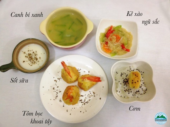 Thực đơn cho trẻ 1 tuổi biếng ăn Thực đơn cho trẻ 1 tuổi biếng ăn