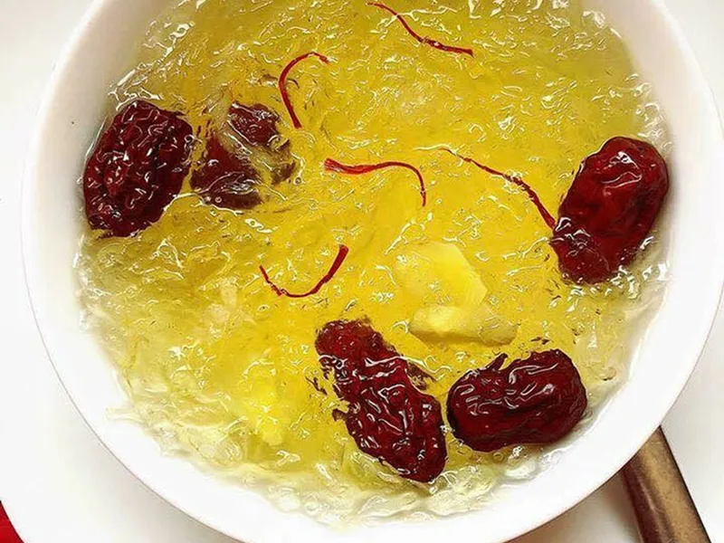 Lợi ích của món yến chưng saffron cho sức khỏe