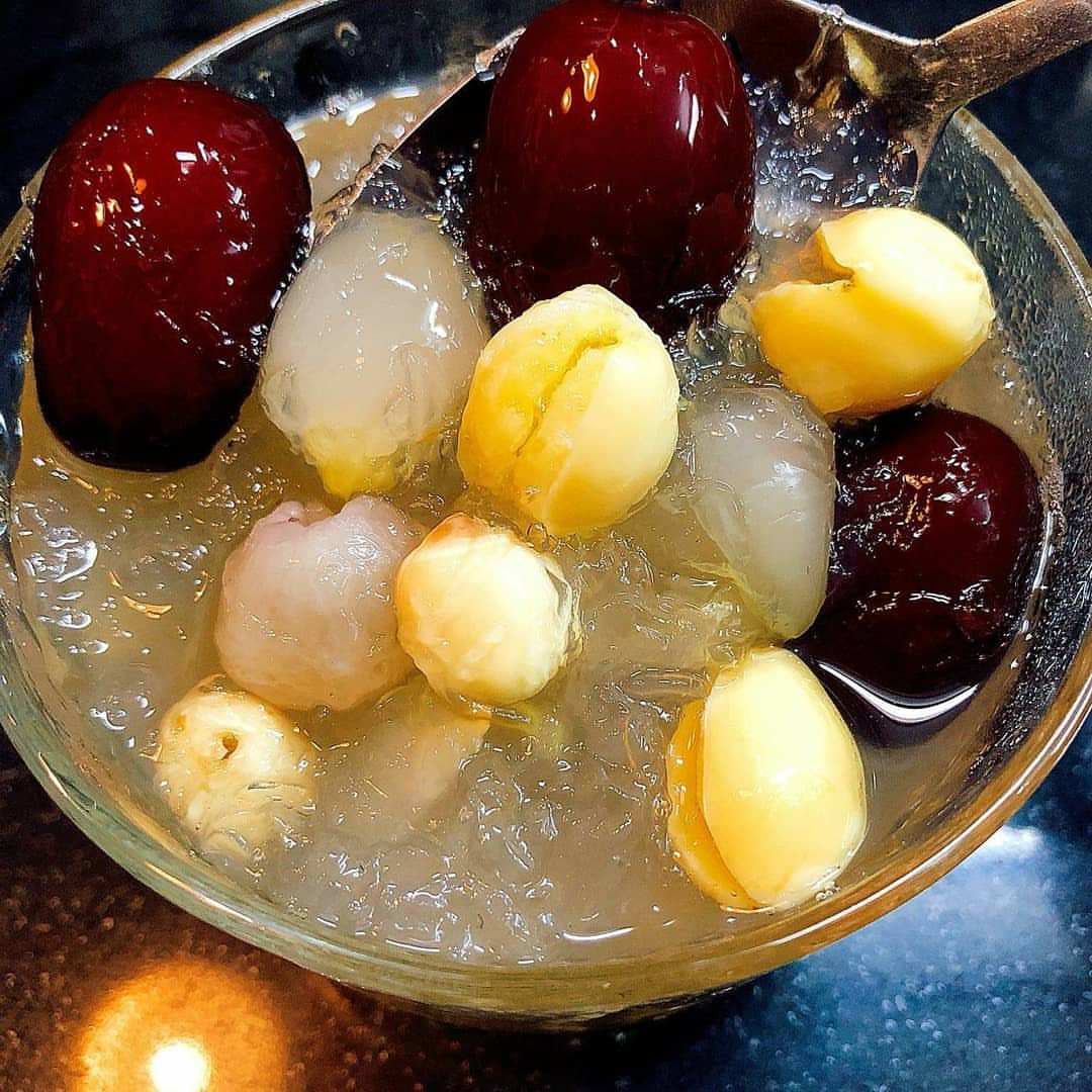 Yến chưng bạch quả Yến chưng bạch quả