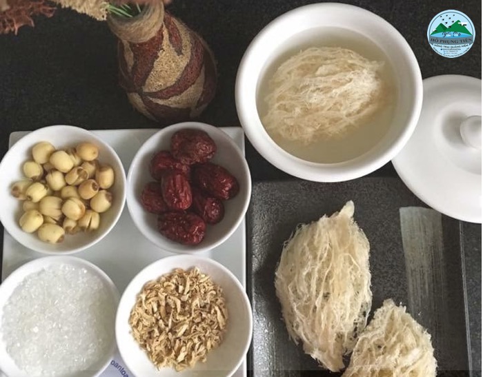 yến chưng cho bé 1 tuổi yến chưng cho bé 1 tuổi