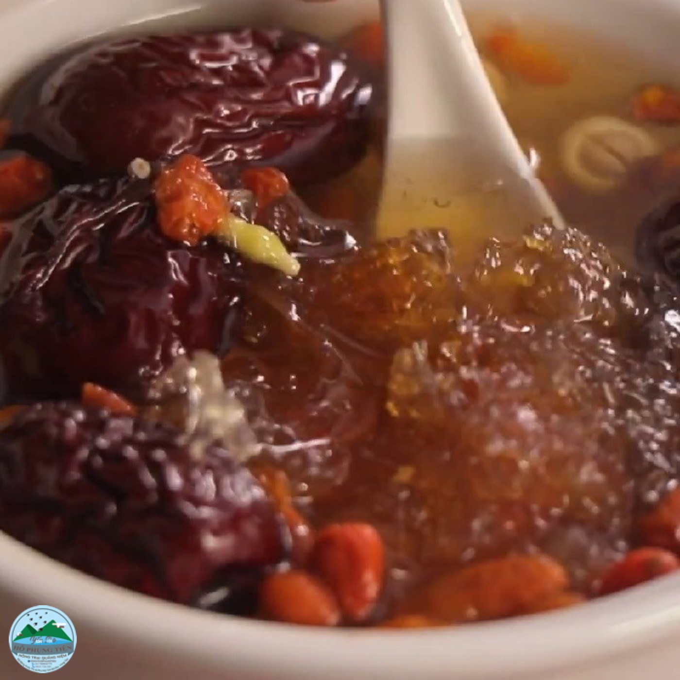 yến chưng táo đỏ kỷ tử thơm ngon yến chưng táo đỏ kỷ tử thơm ngon