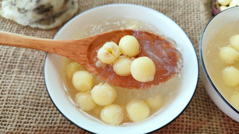 Yến sào hạt sen Yến sào hạt sen