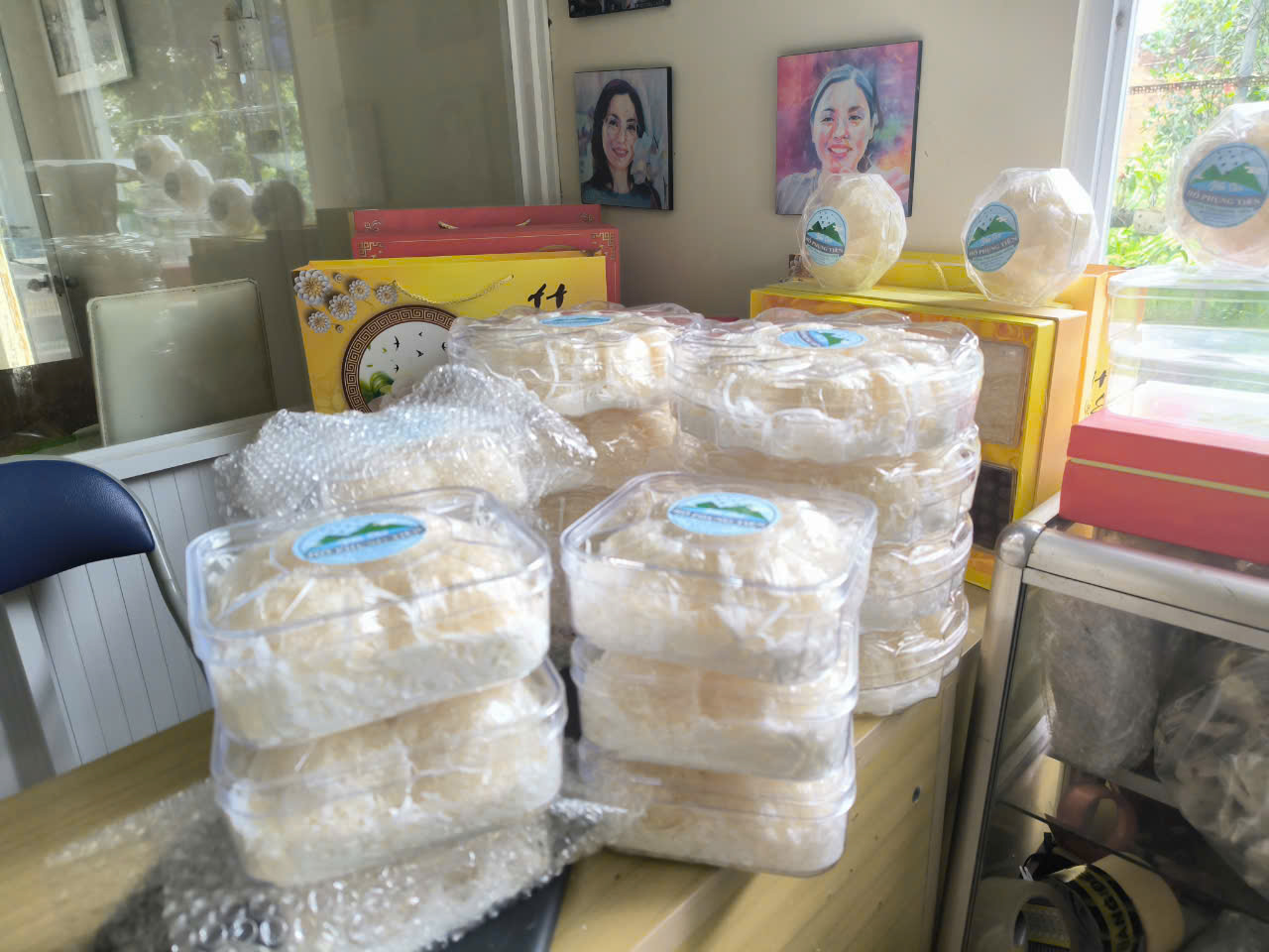 Yến sào Yến sào