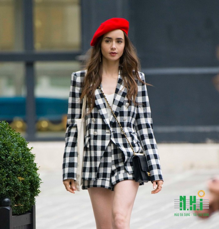 Mũ Beret vừa mang âm hưởng cổ điển, vừa có sự trẻ trung, lịch thiệp và cá tính Mũ Beret vừa mang âm hưởng cổ điển, vừa có sự trẻ trung, lịch thiệp và cá tính