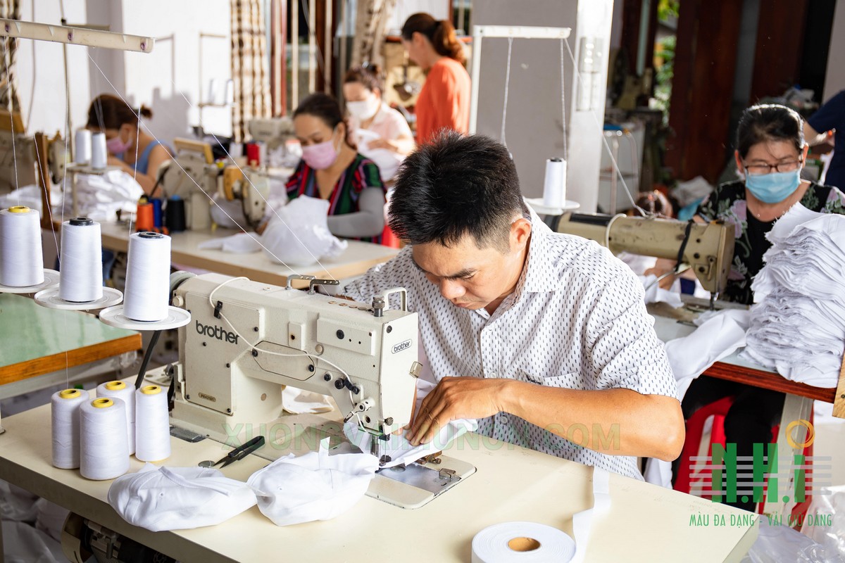 Xưởng sản xuất nón vải kaki samsung Xưởng sản xuất nón vải kaki samsung