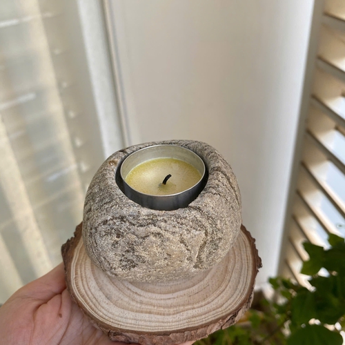 Chân Nến Tealight Bằng Đá Cuội | omsohum