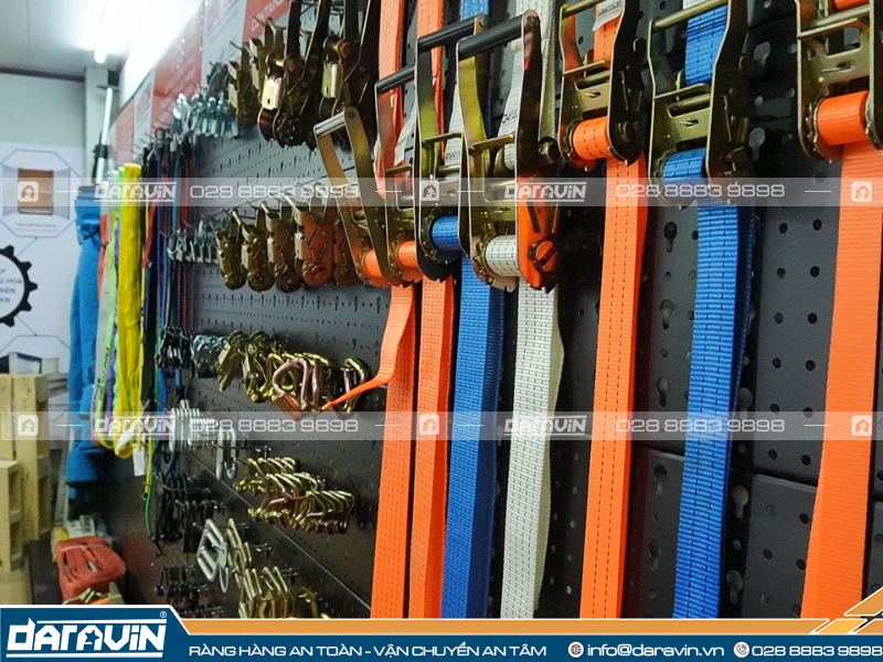 Sản phẩm dây tăng đơ được thảo luận trong buổi gặp gỡ