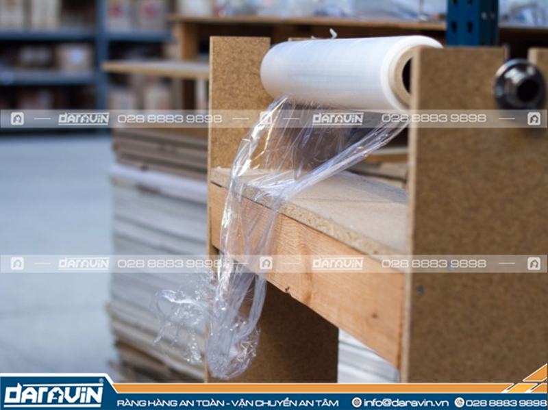 5 tiêu chí lựa chọn màng PE quấn pallet chuẩn cho doanh nghiệp 5 tiêu chí lựa chọn màng PE quấn pallet chuẩn cho doanh nghiệp