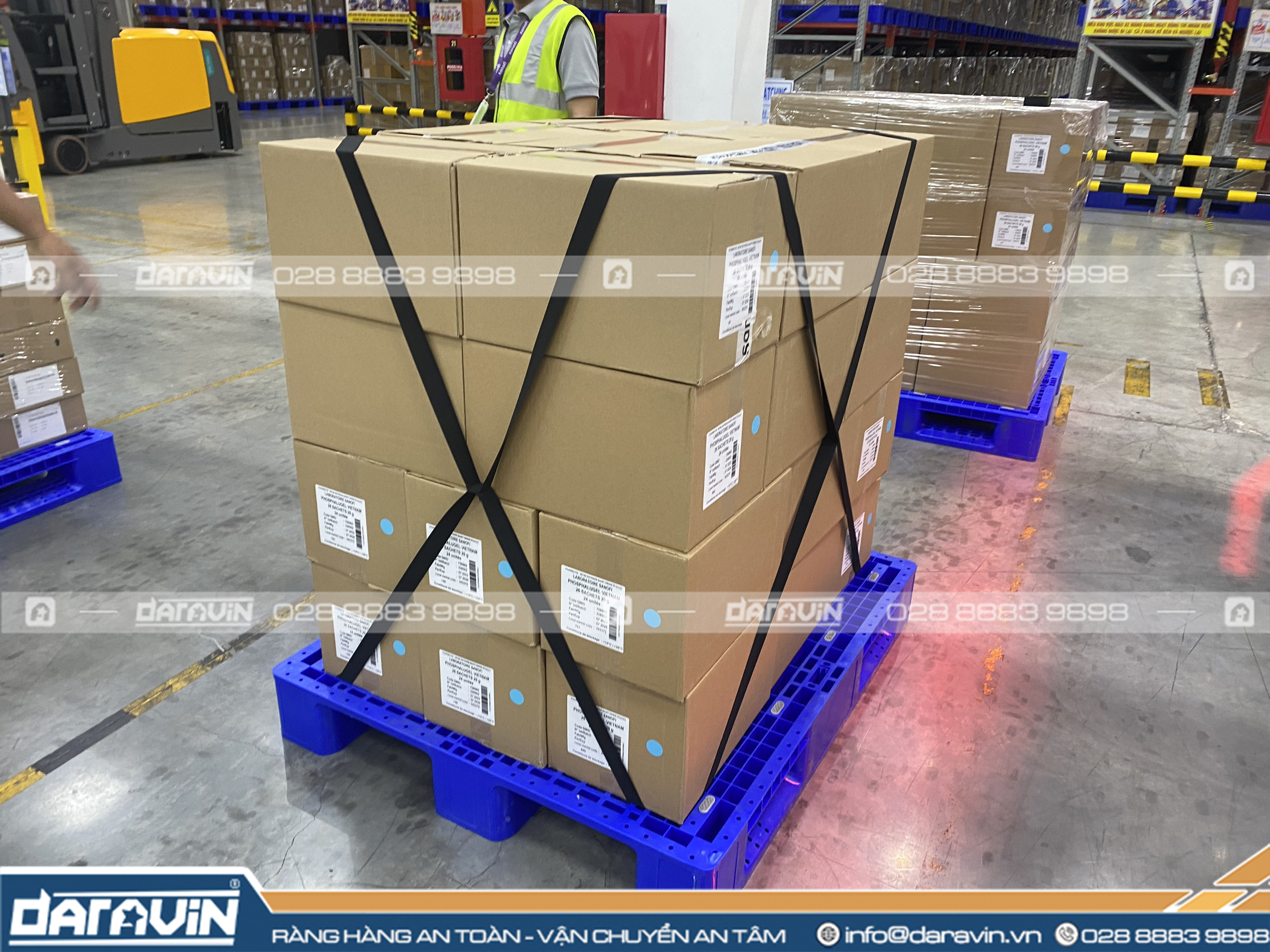 Công dụng dây thun ràng chéo hàng trên pallet Công dụng dây thun ràng chéo hàng trên pallet