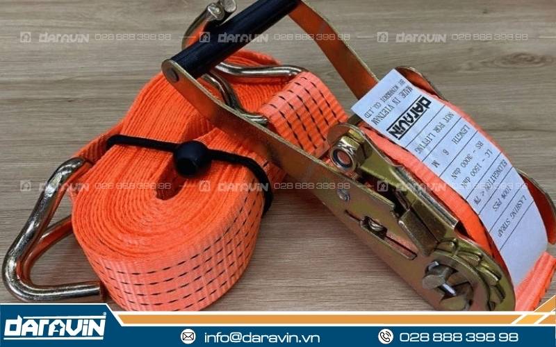 Dây tăng đơ DARAVIN chất liệu Polyester chắc chắn, móc thép mạ kẽm, an toàn và bền bỉ