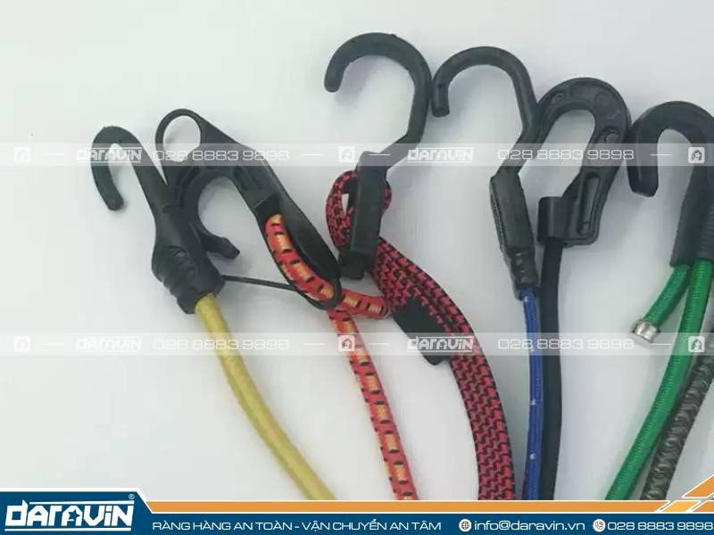 Structure and materials of bungee cords