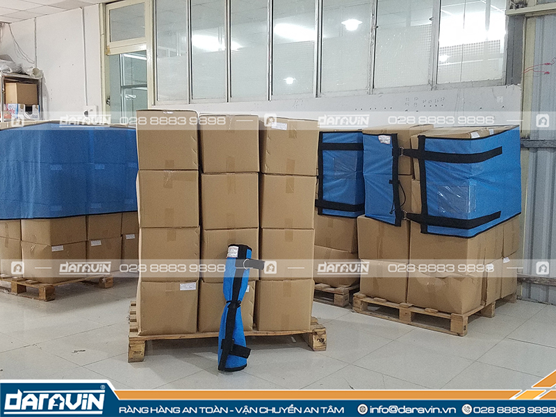 Các mẫu lưới dùng thử được đóng gói cẩn thận và vận chuyển đến tận kho cho khách hàng Các mẫu lưới dùng thử được đóng gói cẩn thận và vận chuyển đến tận kho cho khách hàng