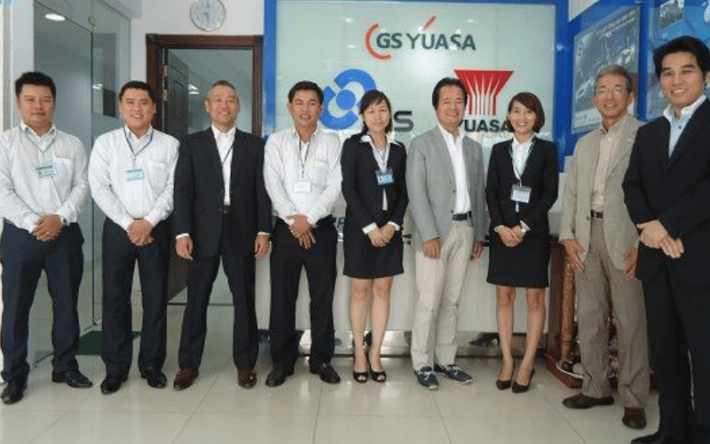 Chủ tịch Makoto Yoda đến thăm công ty ắc quy GS Việt Năm Chủ tịch Makoto Yoda đến thăm công ty ắc quy GS Việt Năm