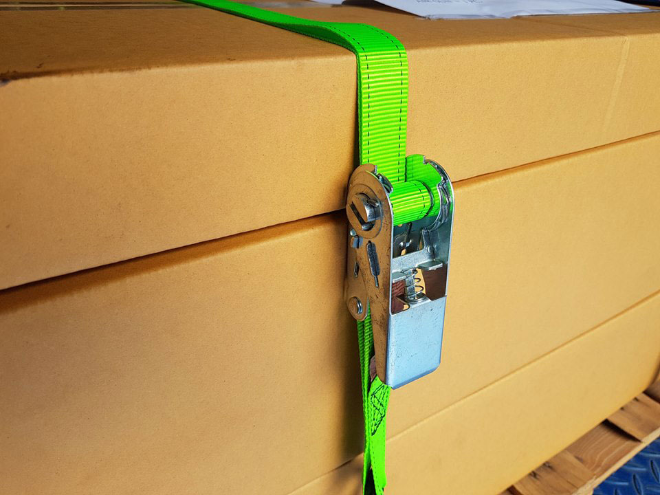 Ưu điểm Dây chằng hàng tăng đơ bản 25mm tải 900kg không móc dài 3m