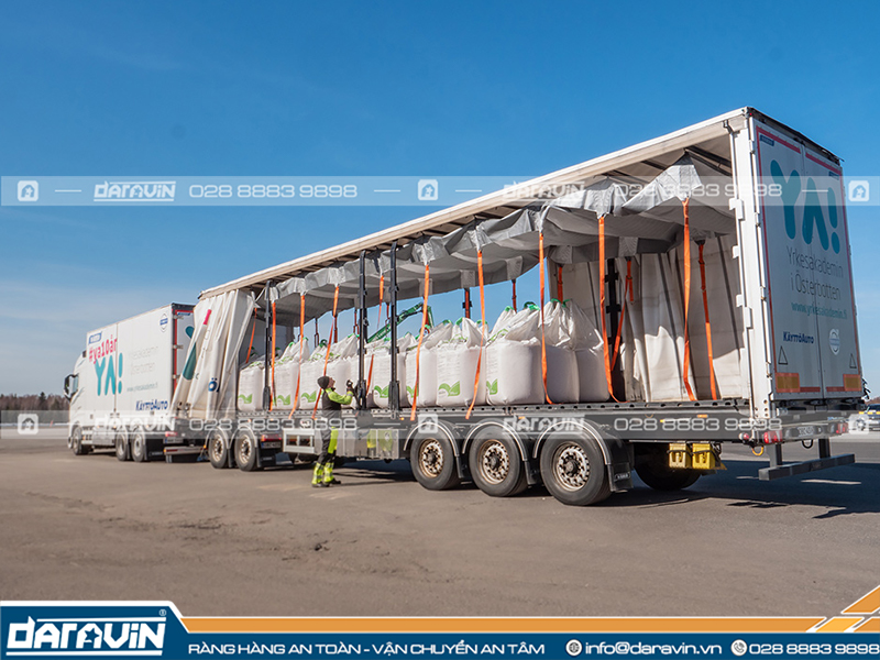 Dây chằng hàng tăng đơ có thể linh hoạt sử dụng cho nhiều phương pháp chằng buộc khác nhau Dây chằng hàng tăng đơ có thể linh hoạt sử dụng cho nhiều phương pháp chằng buộc khác nhau