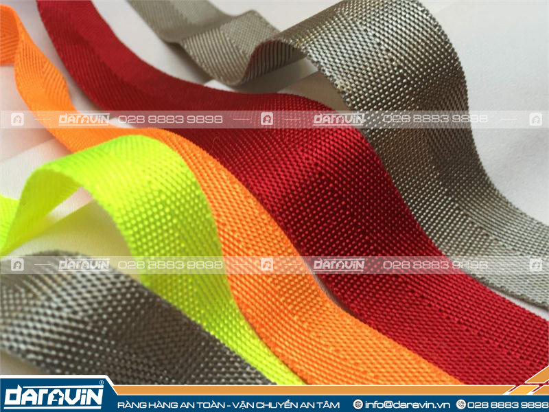 Ứng dụng của vải polyester cho dây đai dệt Ứng dụng của vải polyester cho dây đai dệt