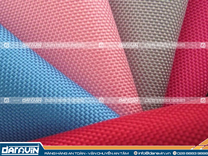 Vải polyester được làm từ nguyên liệu gì? Polyester là chất liệu gì?