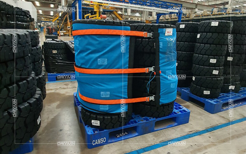 Đề xuất sử dụng giải pháp quấn lốp xe bằng lưới quấn pallet DARAVIN Đề xuất sử dụng giải pháp quấn lốp xe bằng lưới quấn pallet DARAVIN