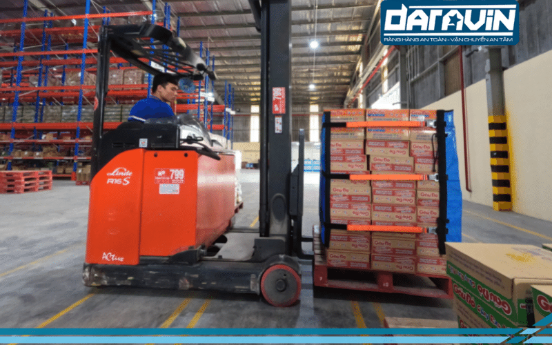 FM Logistics thử nghiệm các giải pháp quấn hàng trên pallet thay cho màng PE FM Logistics thử nghiệm các giải pháp quấn hàng trên pallet thay cho màng PE