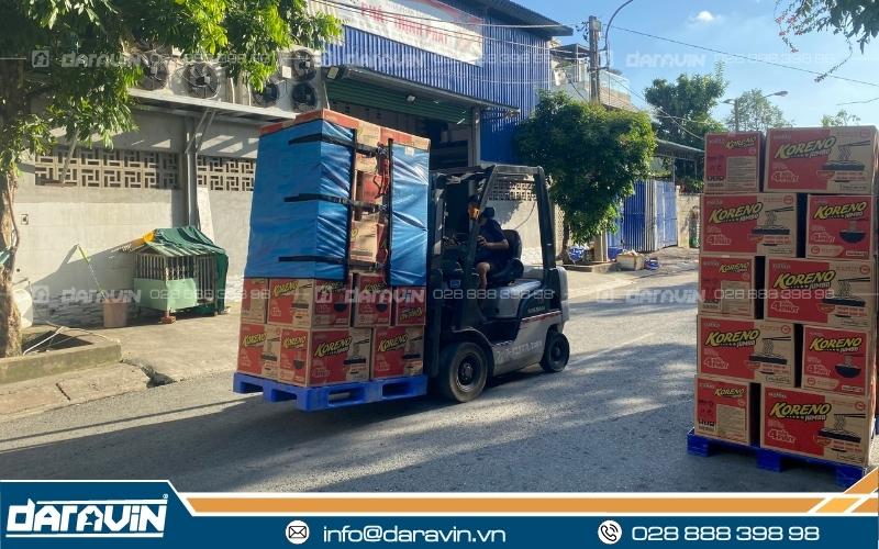 Lưới quấn pallet DARAVIN giúp doanh nghiệp giảm rác thải nhựa, đáp ứng xu hướng kho xanh và nâng cao hình ảnh phát triển bền vững